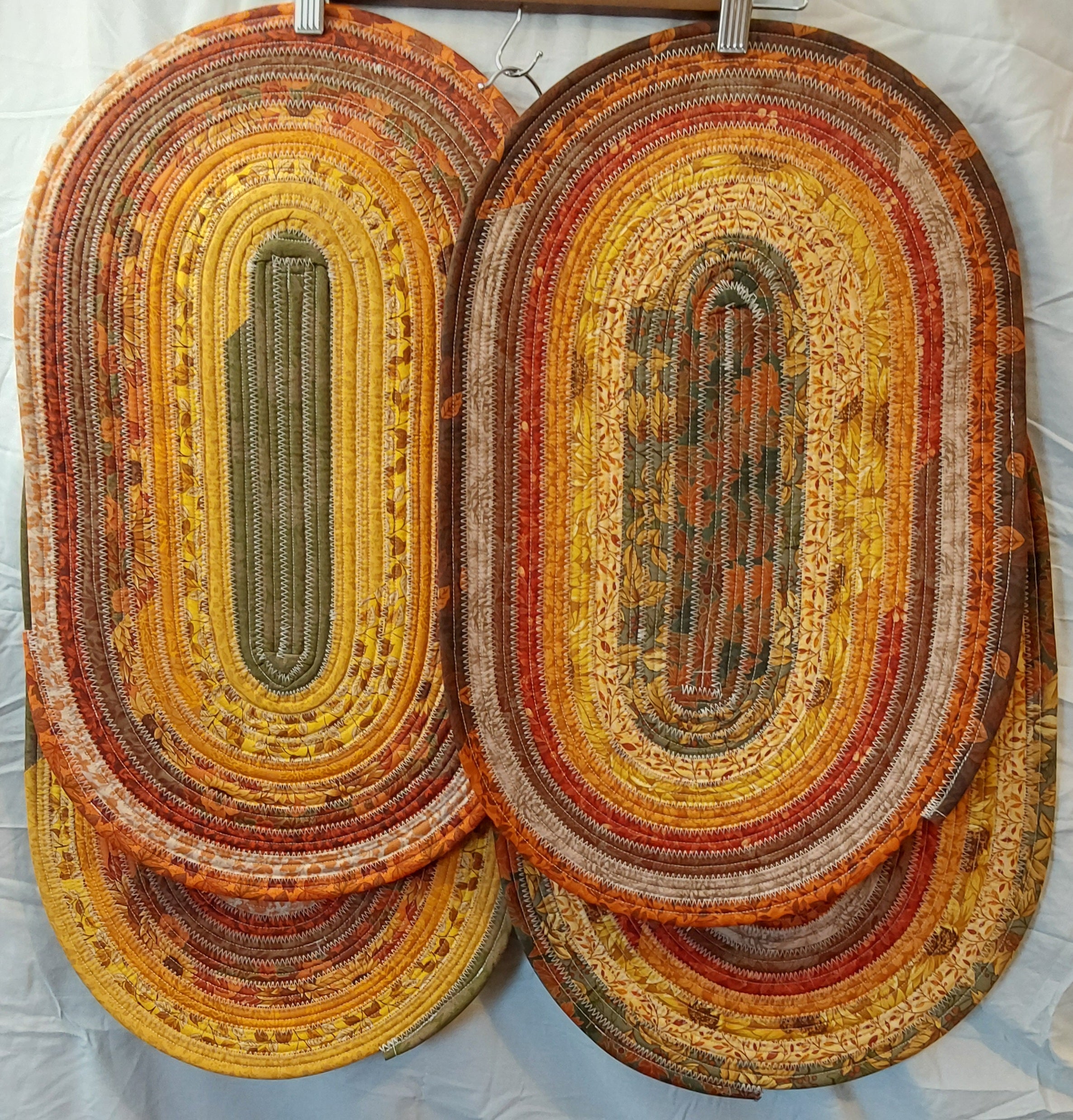Set of 4 Oval Placemats