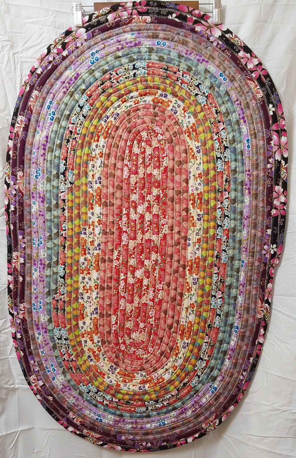 Jelly Roll rug Red center